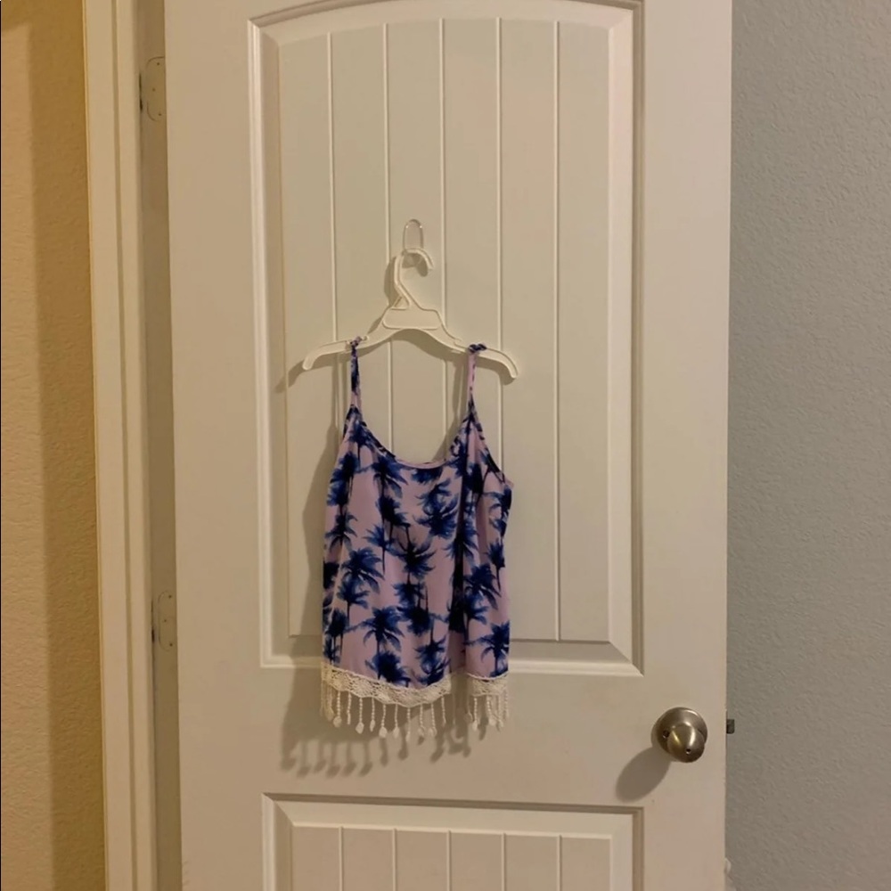 Palm tree tank